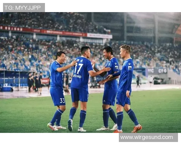 南京足球队比赛经验深度对比分析及其对未来发展的影响探讨 南京足球队比赛经验深度对比分析及其对未来发展的影响探讨